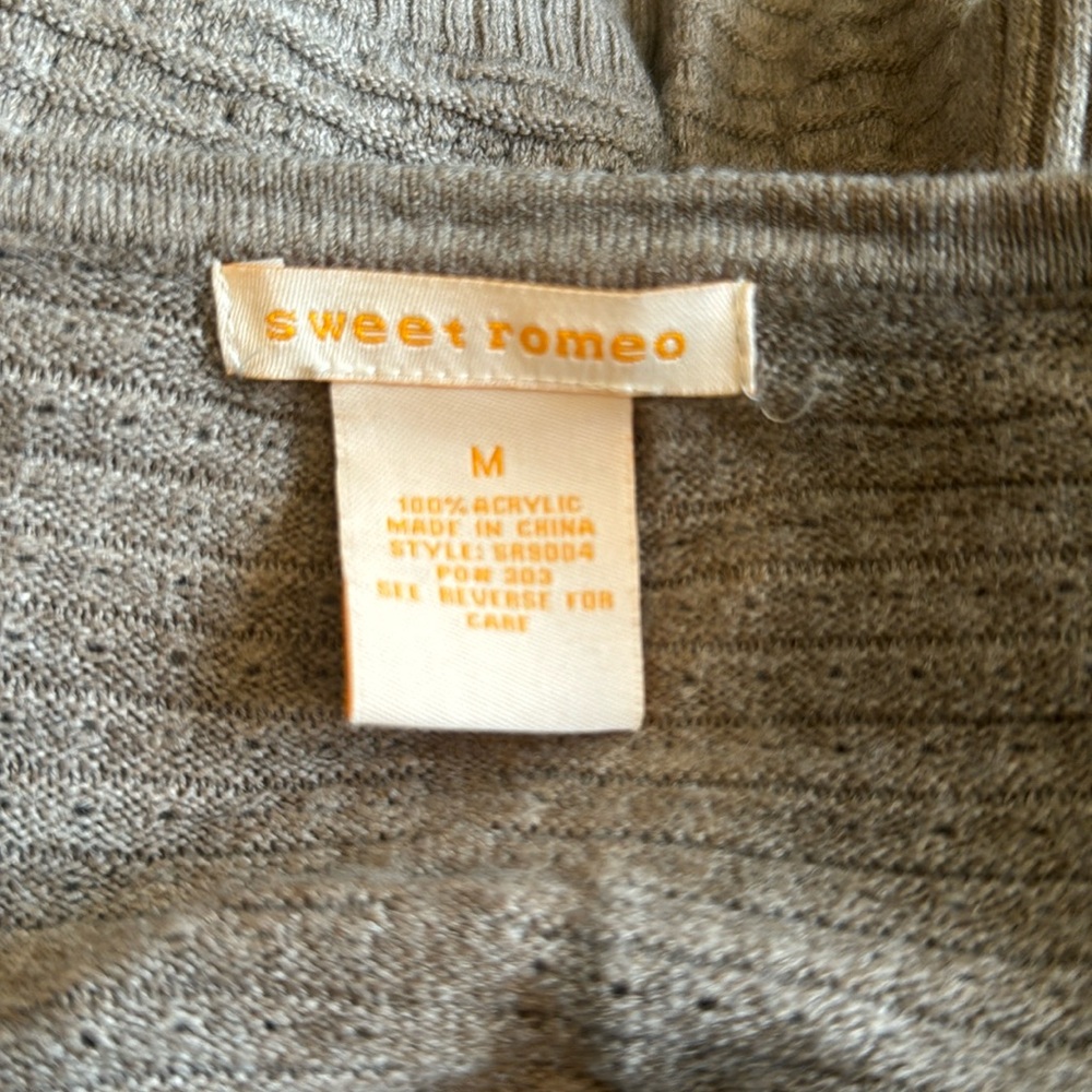 Sweet Romeo Top - Picture 4 of 4